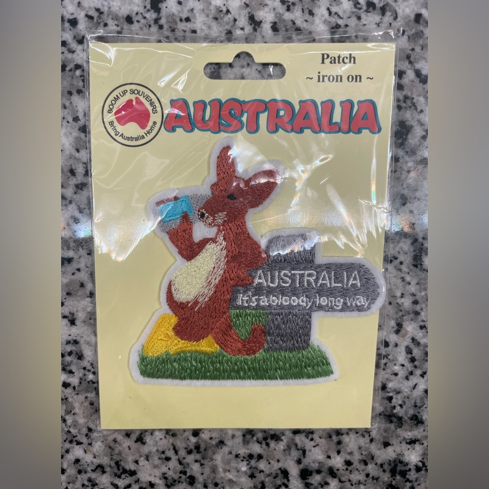 Australia kangaroo Aussie iron on patch souvenier NWT